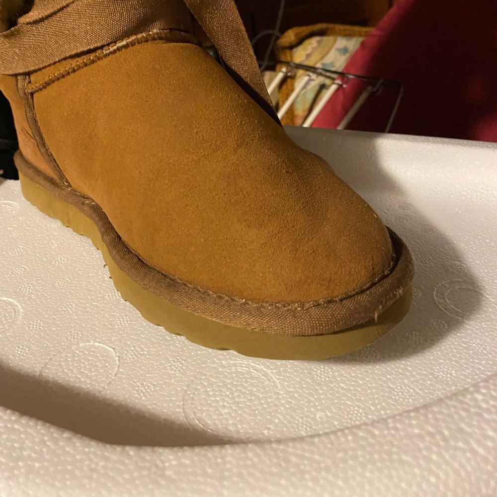 UGG boots almost brand new I think I wore once